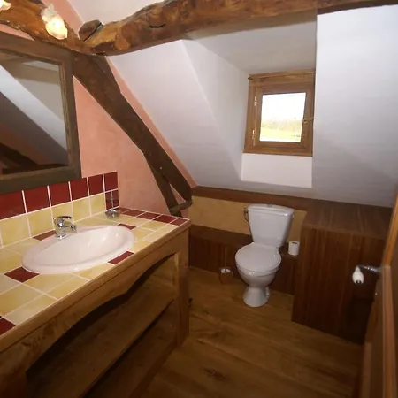 Cozy Holiday Home In Alvignac With A Private Pool
