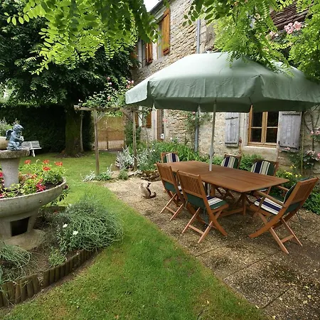 Cozy Holiday Home In Alvignac With A Private Pool Feriehus *