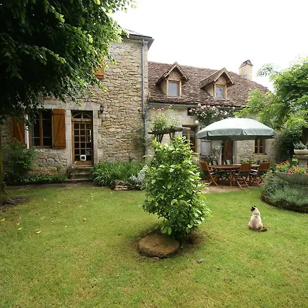 Feriehus Cozy Holiday Home In Alvignac With A Private Pool Alvignac