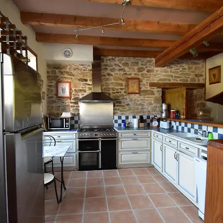 Feriehus Cozy Holiday Home In Alvignac With A Private Pool *