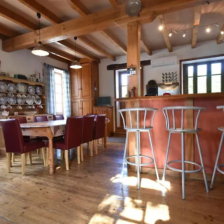 Feriehus Cozy Holiday Home In Alvignac With A Private Pool Alvignac