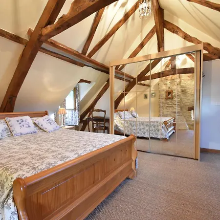 Feriehus Cozy Holiday Home In Alvignac With A Private Pool *