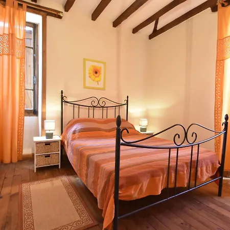 Feriehus Cozy Holiday Home In Alvignac With A Private Pool