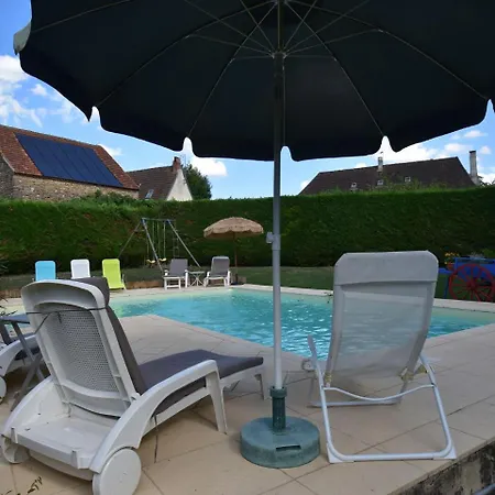 Cozy Holiday Home In Alvignac With A Private Pool Alvignac
