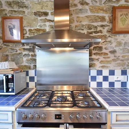 Cozy Holiday Home In Alvignac With A Private Pool * Alvignac