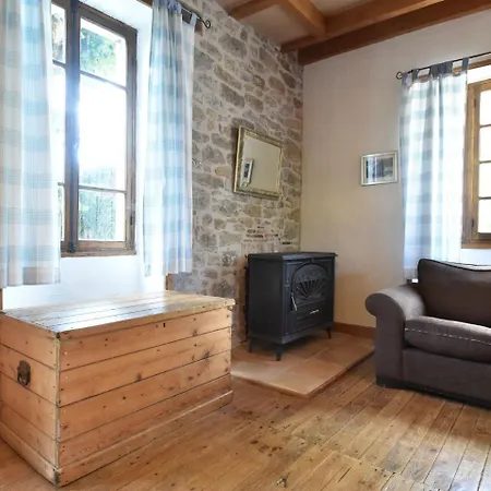 Cozy Holiday Home In Alvignac With A Private Pool Feriehus *