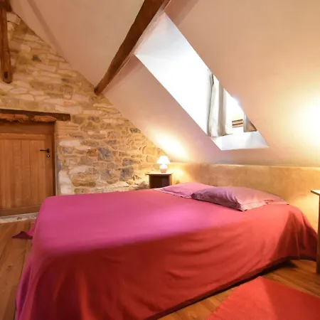 Cozy Holiday Home In Alvignac With A Private Pool Feriehus *
