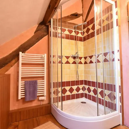 Cozy Holiday Home In Alvignac With A Private Pool *