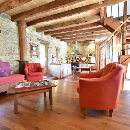 Feriehus Cozy Holiday Home In Alvignac With A Private Pool *